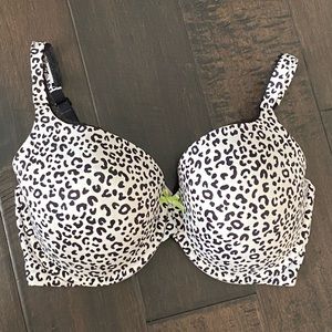Victoria’s Secret Body by Victoria Full Coverage Bra